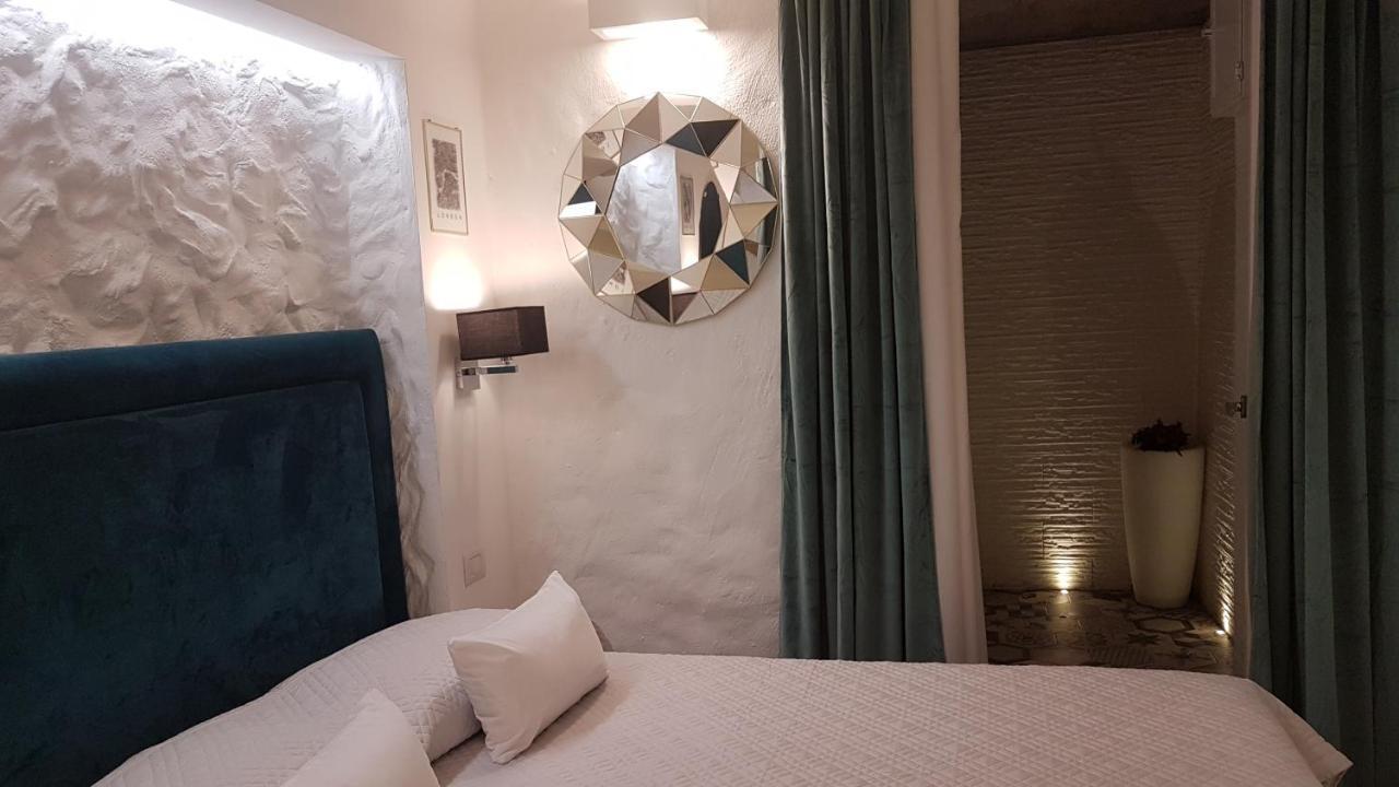Room Del Giglio Бари Экстерьер фото
